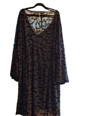 Black Sheer Bat-Print Flocked dress by bloom chic New plus size 30